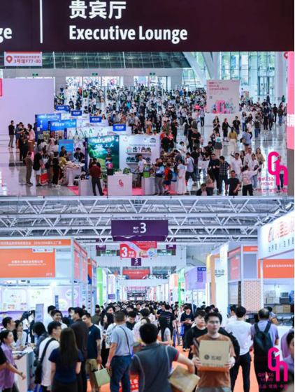 盛会启幕 2025深圳礼品家居展开展PG麻将胡了免费试玩模拟器礼业旗舰(图5)